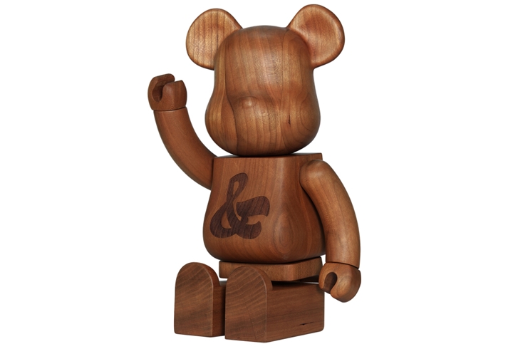 お値段7万円の木製 ベアブリック！カリモク × ハウスインダストリーズ (BE@RBRICK × KARIMOKU × HOUSE INDUSTRIES)