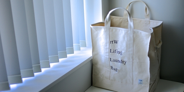 リトゥ (retaW)から、ロゴ入りバッグ「リトゥライフィング  (rtW Lifing)＊Laundry Bag」が発売！