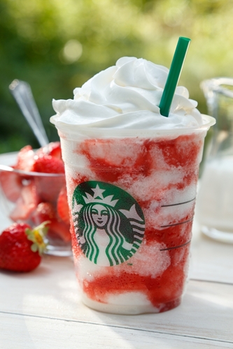 5/21から！スタバ (STARBUCKS) 夏季限定商品、「ストロベリー クリーム フラペチーノ」が発売！