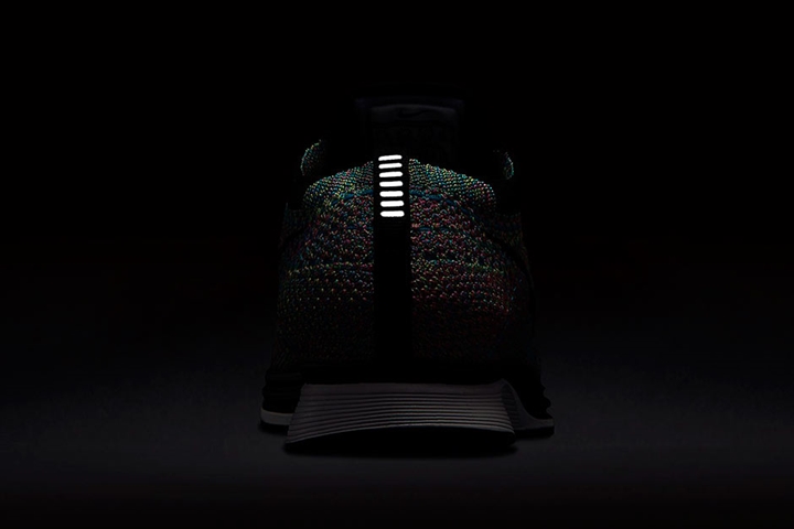 マルチカラーのナイキ フライニット レーサーが発売！ (NIKE FLYKNIT RACER MULTI-COLOR) [526628-304]