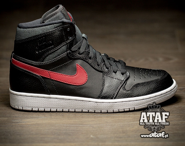 【速報】ナイキ エアジョーダン 1 レトロ ハイ レア エア ブレッド (NIKE AIR JORDAN 1 RETRO HIGH RARE AIR BRED) [332550-012]