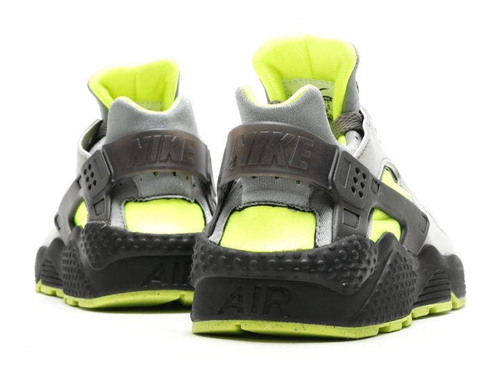 6月発売予定！ナイキ エア ハラチ ダスト (NIKE AIR HUARACHE DUST/VOLT) [318429-019]