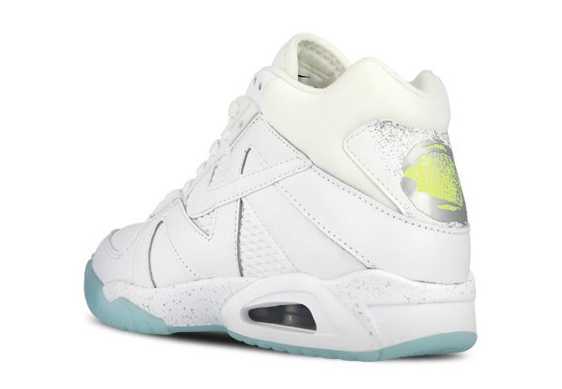 ナイキ エア テック チャレンジ 3 ホワイトアイス (NIKE AIR TECH CHALLENGE 3 WHITE ICE) [749957-101]