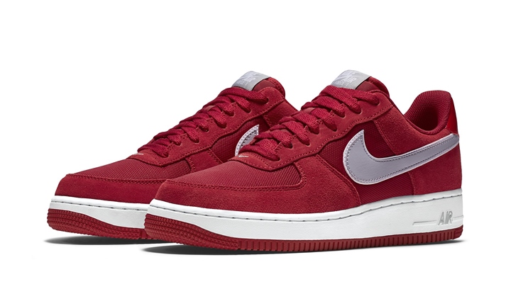 通気性の良いメッシュを使用したナイキ エア フォース 1 (NIKE AIR FORCE 1) [488298-623]