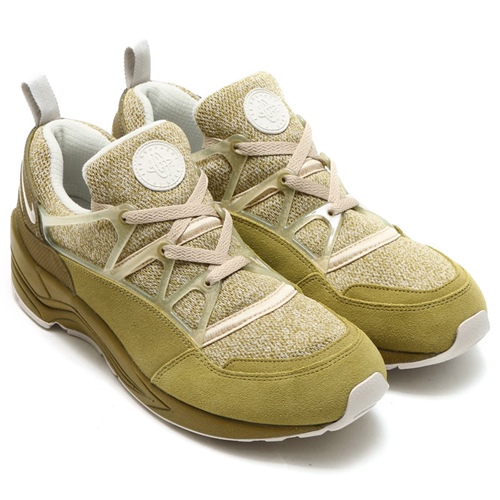 9月下旬発売！復刻！ナイキ エア ハラチ ライト 2015年 ホリデーモデル (NIKE AIR HUARACHE LIGHT 2015 HOLIDAY) [306127-300]