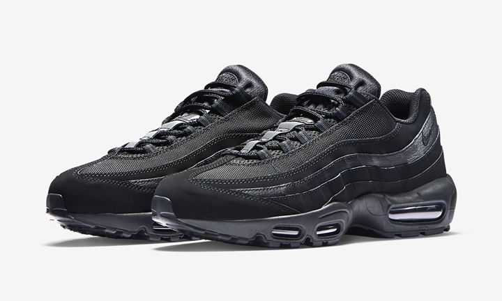 海外限定カラー！ナイキ エア マックス 95 トリプルブラック (NIKE AIR MAX 95 TRIPLE BLACK) [609048-092]