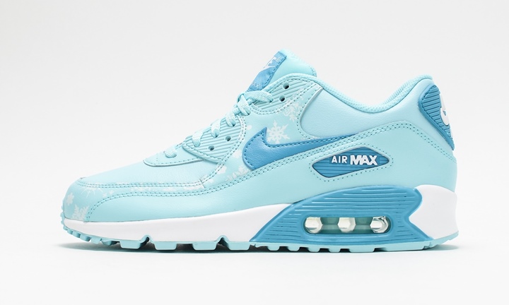 雪の結晶が煌びやかなナイキ ウィメンズ エア マックス 90 プレミアム レザー/ローシ ワン プリント (NIKE WMNS AIR MAX 90 PREMIUM LEATHER/ROSHE ONE PRINT) [724871-400] [677784-401]