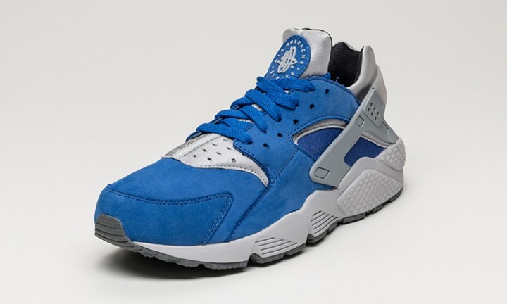 ナイキ エア ハラチ ラン プレミアム “バーシティ ロイヤル” (NIKE AIR HUARACHE RUN PREMIUM “VARSITY ROYAL”) [704830-400]