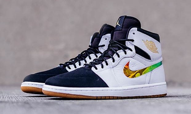 air jordan 1 nouveau dunk from above