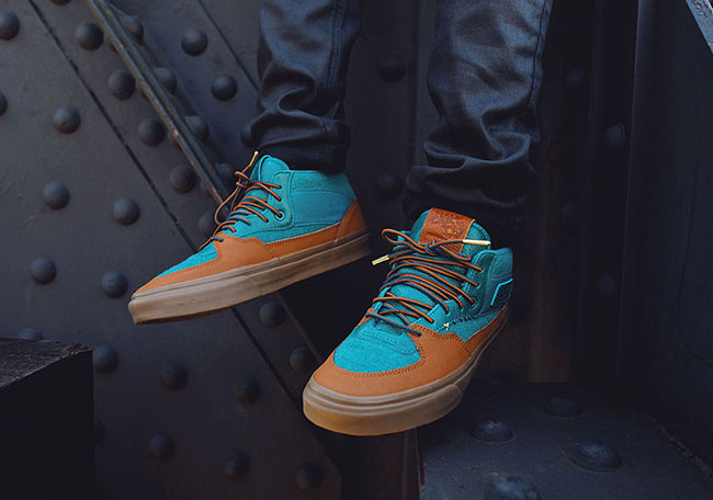 海外3/5発売！SOLE CLASSICS x VANS VAULT HALF CAB LX “10 SEASONS