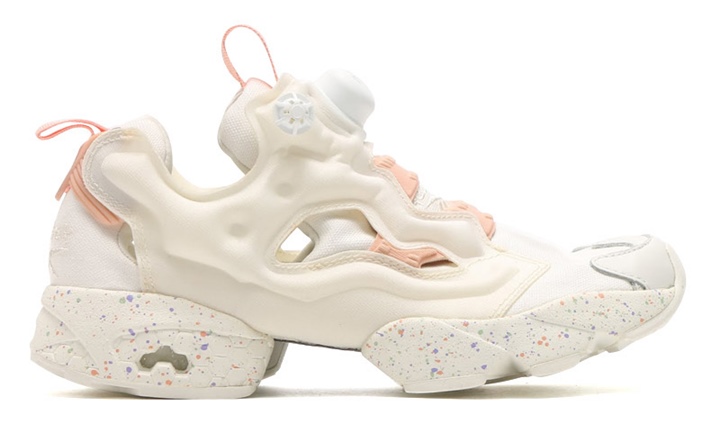 5/20発売！リーボック ウィメンズ インスタ ポンプ フューリー セレブレイト チョーク/デザート ストーン (REEBOK WMNS INSTA PUMP FURY CELEBRATE CHALK/DESERT STONE) [V69801]