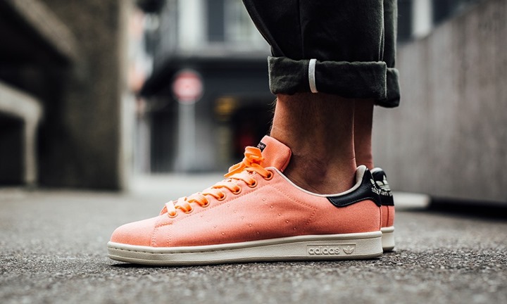 アディダス オリジナルス スタンスミス “サンセット グロー/サーモン”が海外展開！ (adidas Originals STAN SMITH “Sunset Glow/Salmon”) [S75110]