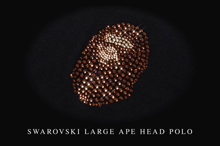 A BATHING APEからスワロフスキーで形作られたエイプヘッドが左胸に存在感を発揮するポロシャツ「SWAROVSKI LARGE APE HEAD POLO」が5/21から発売！(エイプ)