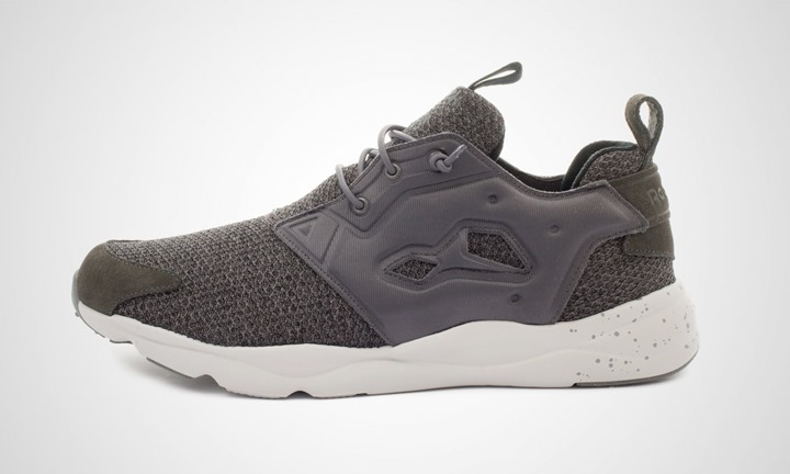 海外展開！リーボック フューリーライト GW “グレー” (REEBOK FURYLITE GW “Grey”) [AQ9672]