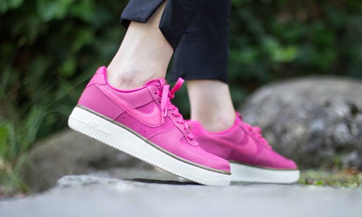 ナイキ ウィメンズ エア フォース 1 07 スエード "ビビッド ピンク" (NIKE WMNS AIR FORCE 1 07 SUEDE "Vivid Pink") [749263-601]