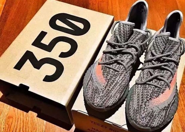 9月発売！アディダス オリジナルス イージー 350 ブースト V2 “スチールグレー/ベルーガ” (adidas Originals YEEZY 350 BOOST V2 “Steel Grey/Beluga-Solar Red”) [BB1826]