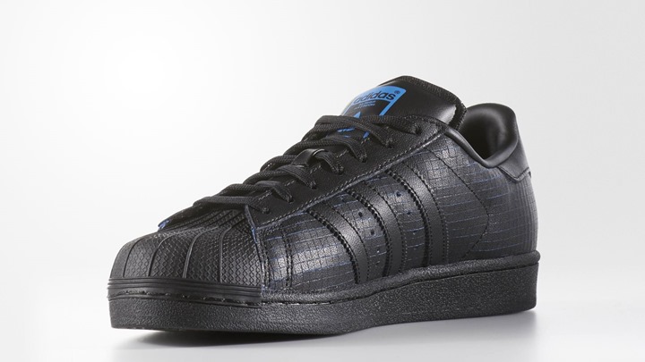 レザーグリッドアッパーのadidas Originals SUPERSTAR “Core Black”が海外展開！ (アディダス オリジナルス スーパースター “コアブラック”) [AQ8335]