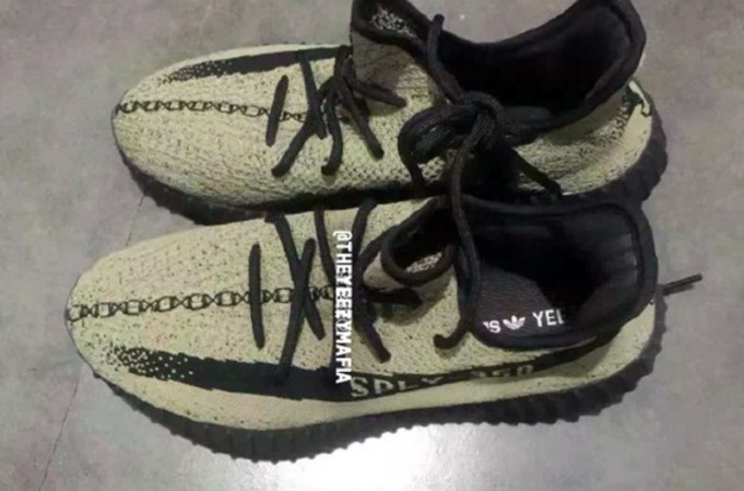 【リーク】”グリーン×ブラック”カラーのアディダス オリジナルス イージー 350 ブースト V2 (adidas Originals YEEZY 350 SPLY BOOST V2 “Green/Black”)