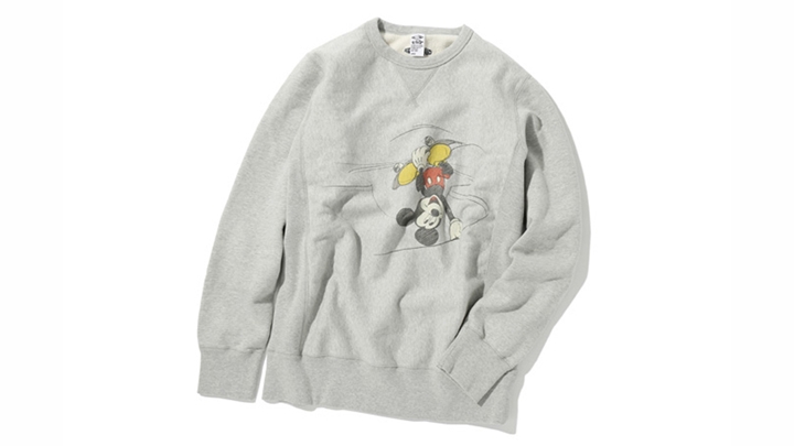 今回の為にウォルト ディズニー社が描き起こしたmickey Mouse Challenger Tシャツ クルーネックスウェット キャップの3型が発売 ミッキーマウス チャレンジャー Fullress スニーカー発売日 抽選情報 ニュースを掲載 ナイキ ジョーダン ダンク