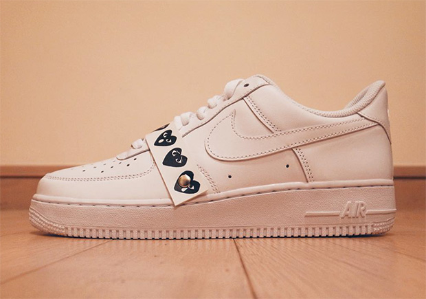 コム デ ギャルソン × ナイキ エア フォース 1 ロー “ホワイト” (COMME des GARÇONS x NIKE AIR FORCE 1 LOW “White”)