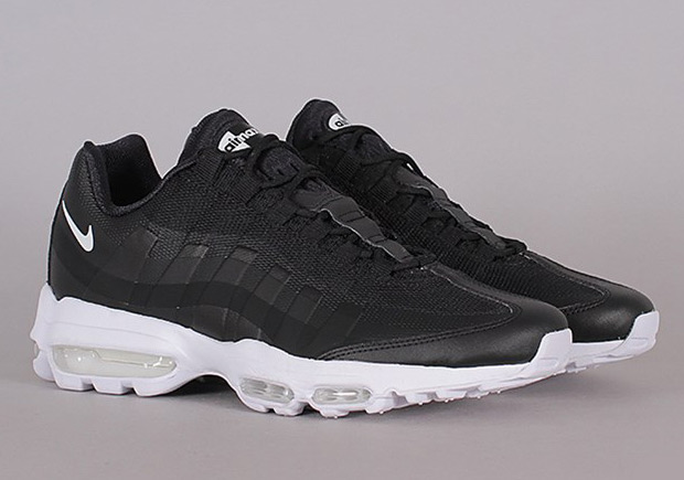 海外展開！ナイキ エア マックス 95 エッセンシャル “ブラック/ホワイト” (NIKE AIR MAX 95 ESSENTIAL “Black/White”) [857910-006]