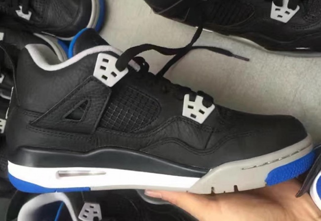Air jordan 4 motorsport black top