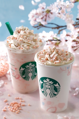 スタバからSAKURAシリーズ「さくら ブロッサム クリーム フラペチーノ with クリスピースワール/ブロッサム クリーム ラテ」が2/15から新発売！ (STARBUCKS スターバックス)