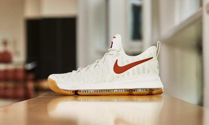 3/10発売！ナイキ KD9 “テキサス” (NIKE KD9 “TEXAS”) [899640-110]