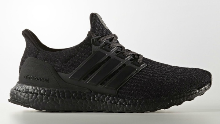 国内7/27発売！adidas ULTRA BOOST Colored “Triple Black” (アディダス ウルトラ ブースト カラード “トリプル ブラック”) [CG3038]