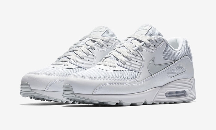 ナイキ エア マックス 90 エッセンシャル “ホワイト/ピュア プラチナ” (NIKE AIR MAX 90 ESSENTIAL “White/Pure Platinum”) [537384-134]