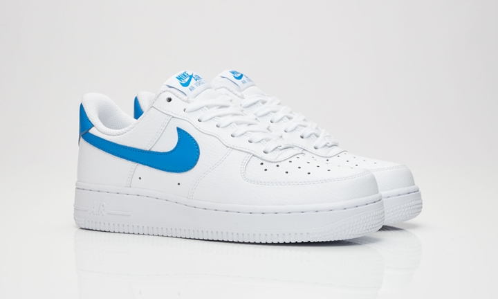 ナイキ ウィメンズ エア フォース 1 07 SE "ホワイト/ソア" (NIKE WMNS AIR FORCE 1 07 SE "White/Soar") [896184-100]