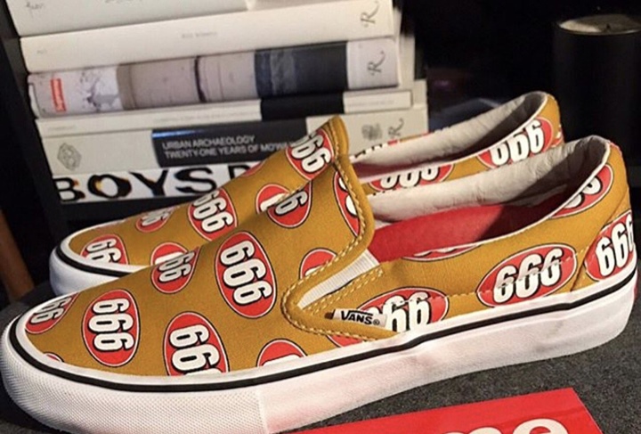 【別カラー】SUPREME × VANS SLIP-ON PRO “666” (シュプリーム バンズ スリッポン)