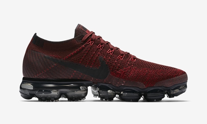 AIR VAPORMAX FLYKNIT ダークチームレッド　赤黒