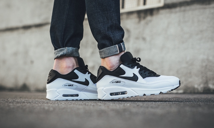 ナイキ エア マックス 90 エッセンシャル “ホワイト/ブラック” (NIKE AIR MAX 90 ESSENTIAL “White/Black”) [537384-131]