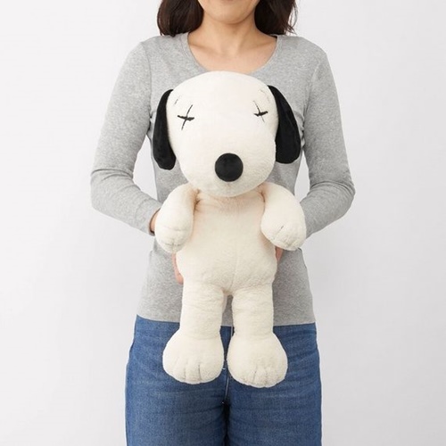 【5/21 予約終了】KAWS × UNIQLO × PEANUTS コラボ ぬいぐるみ(M) (カウズ ユニクロ ピーナッツ)