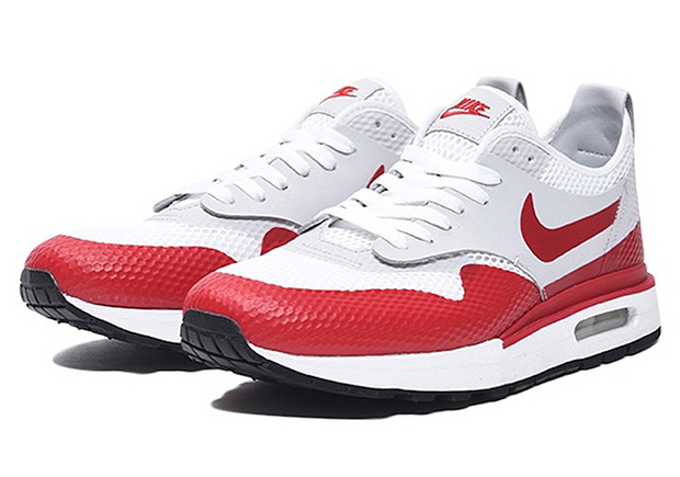 6/20発売！ナイキ エア マックス 1 ロイヤル SE SP 2カラー (NIKE AIR MAX 1 ROYAL SE SP) [AA0869-001,100]