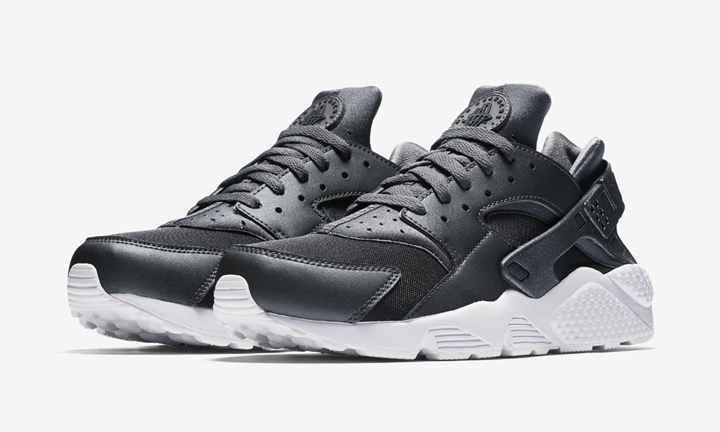 nike air huarache metallic silver