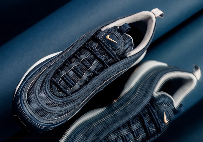 navy blue and gold air max 97