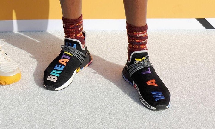 Pharrell Williams x adidas Originals NMD HU Black/Multi (ファレル・ウィリアムス アディダス オリジナルス エヌ エム ディー “ブラック/マルチ”)