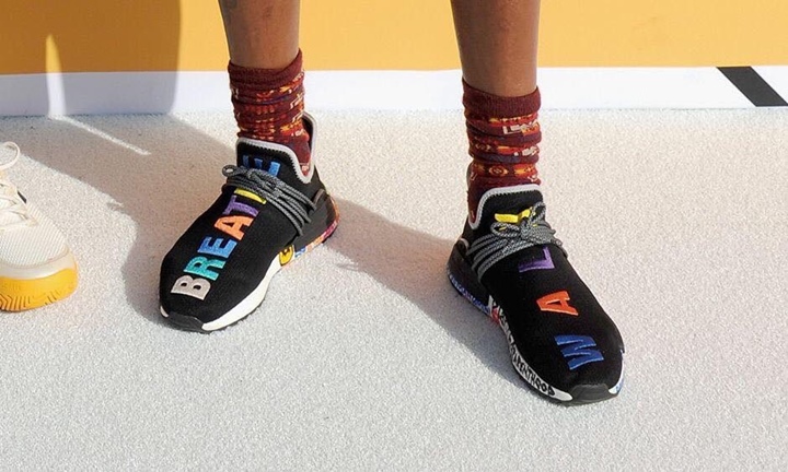 Pharrell Williams x adidas Originals NMD HU Black/Multi (ファレル・ウィリアムス アディダス オリジナルス エヌ エム ディー "ブラック/マルチ")