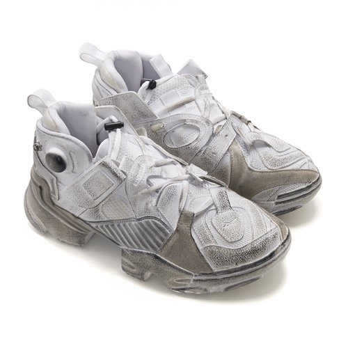 VETEMENTS × REEBOK 2018 S/Sコラボシューズ「Genetically Modified