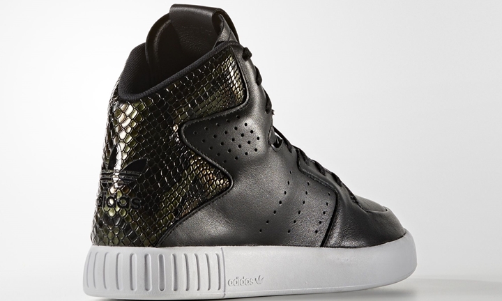 海外展開！スネークパターンのアディダス オリジナルス チュブラー インベーダー 2.0 “コア ブラック” (adidas Originals TUBULAR INVADER “Core Black”) [S80552]