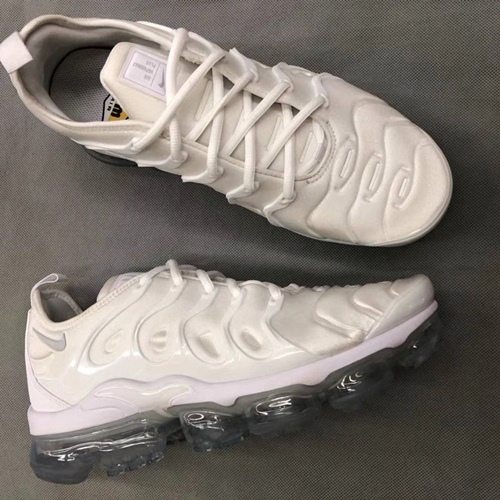 【リーク】ホワイトカラーのナイキ エア ヴェイパーマックス プラス (NIKE AIR VAPORMAX PLUS “White”)