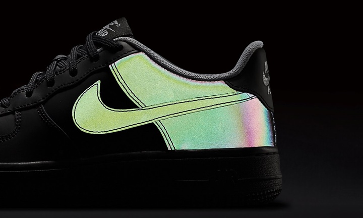 【オフィシャルイメージ】11/24発売！ナイキ GS エア フォース 1 LV8 “リフレクティブ” (NIKE GS AIR FORCE 1 LV8 “Reflective”) [820438-009]