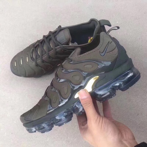 【リーク】オリーブカラーのナイキ エア ヴェイパーマックス プラス (NIKE AIR VAPORMAX PLUS “Olive”)