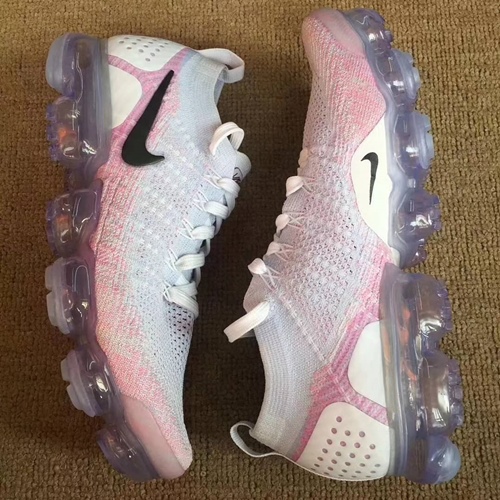 vapormax white and pink