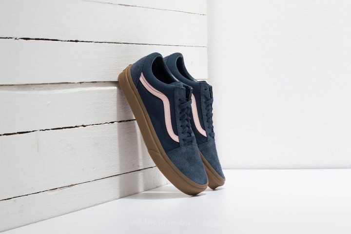 VANS OLD SKOOL “Fuzzy Suede” Dress Blues/Sepia Rose” (バンズ オールドスクール “ファジー スエード” ドレス ブルース/セピア ローズ)