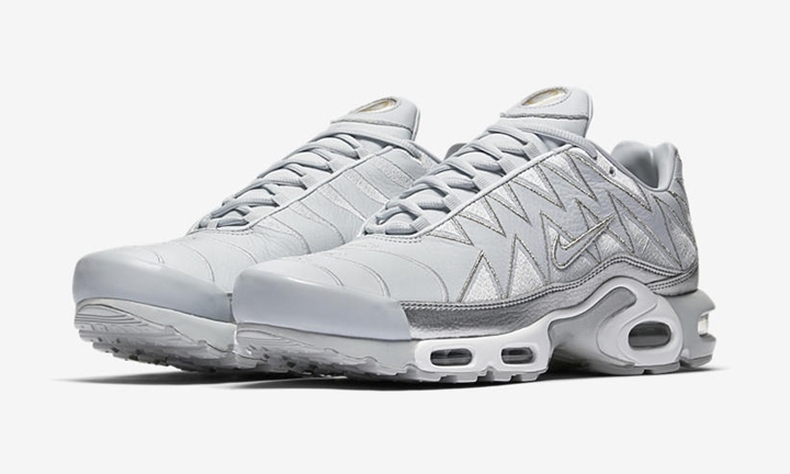 20周年モデル！ナイキ エア マックス プラス TN “ホワイト/メタリック シルバー” (NIKE AIR MAX PLUS TN 20th “White/Metallic Sliver”) [AJ6301-001]