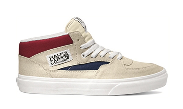 RETRO BLOCKと名付けられた VANS 2018 S/S HALF CAB "ホワイト" (バンズ ハーフキャブ レトロ ブロック 2018年 春夏モデル)