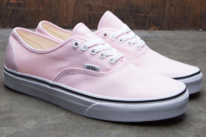 ピンクカラーのVANS ERA/AUTHENTIC (バンズ エラ/オーセンティック “ピンク/ホワイト”)